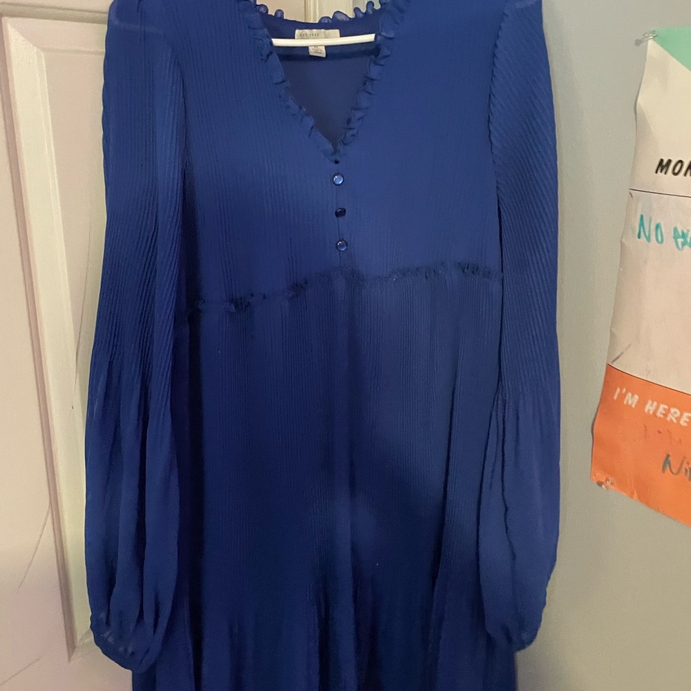Super cute blue dress for any occasion
